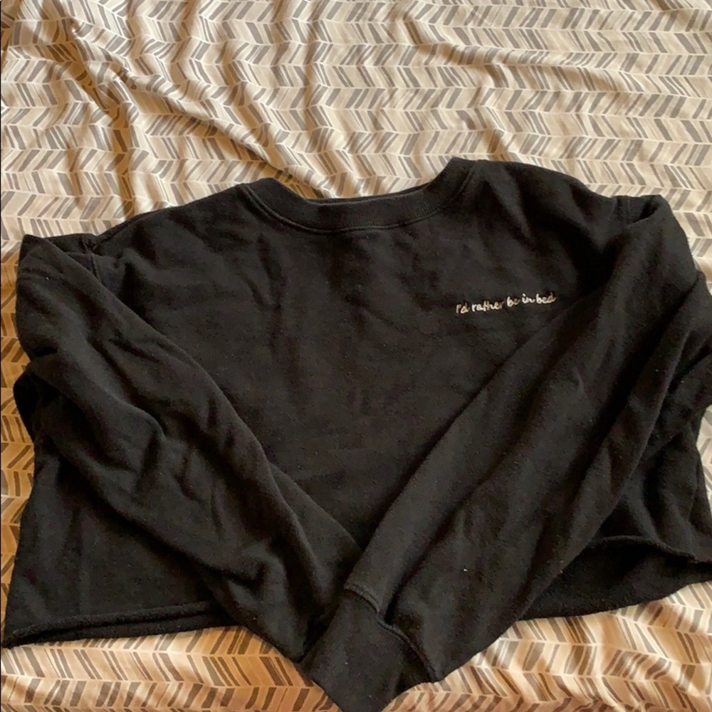 Black crop top sweatshirt